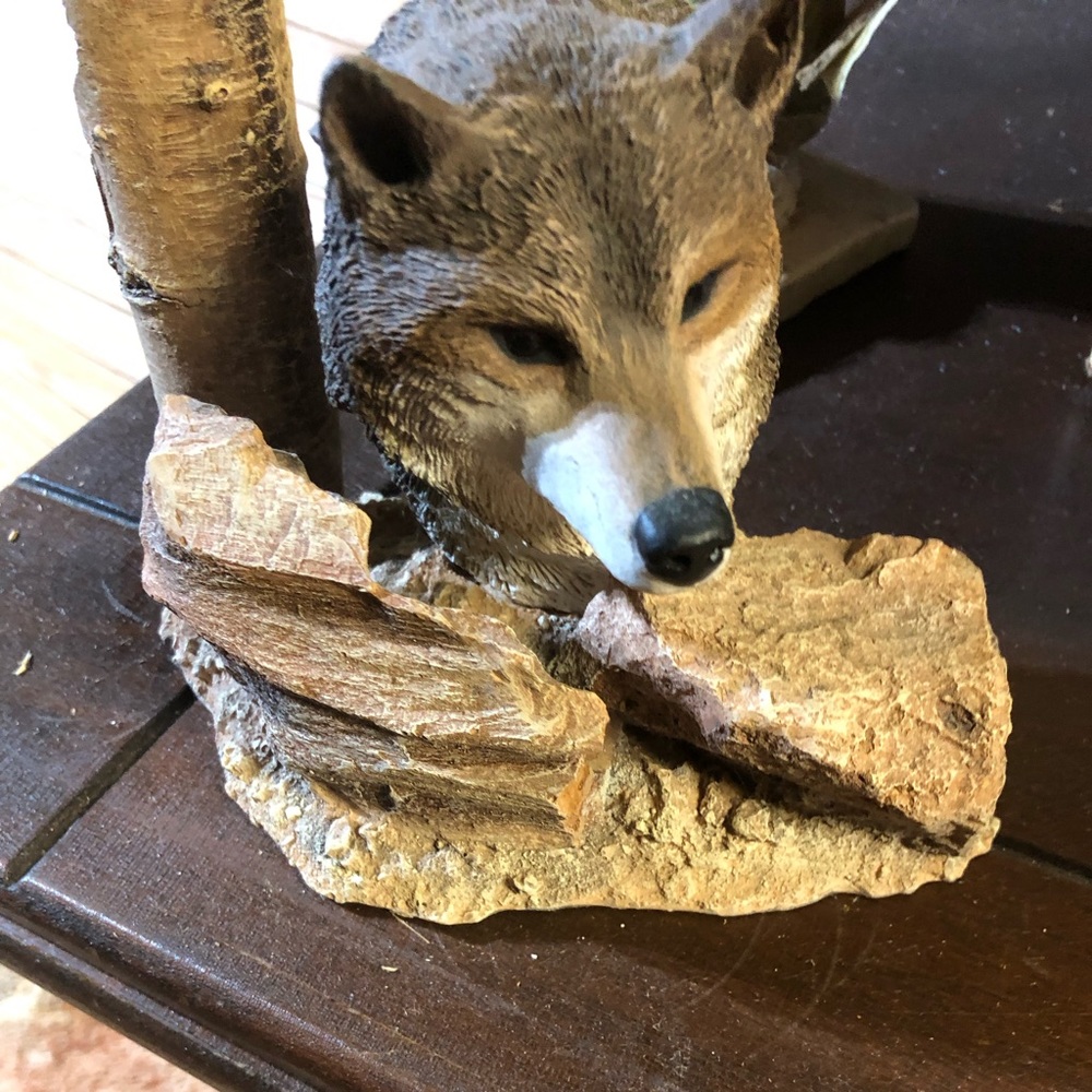 Nature’s Design wolf